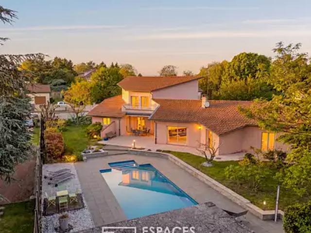 Chassieu 69680 Achat / Vente maison 6 pièces t6