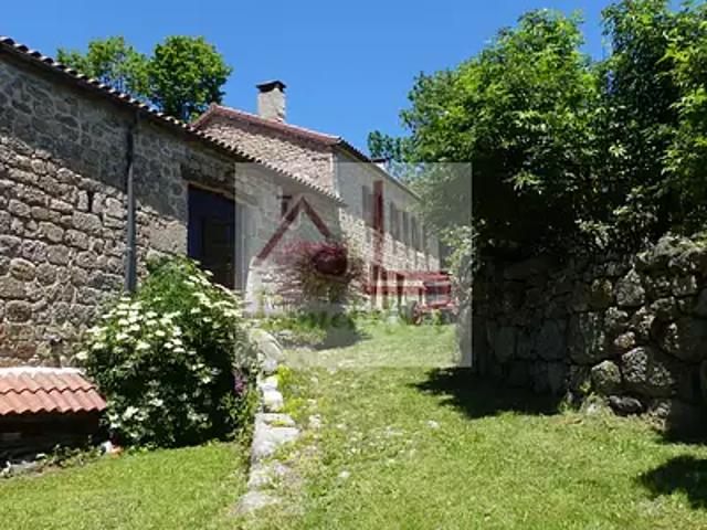 Chastanier 48300 Achat / Vente maison 6 pièces t6