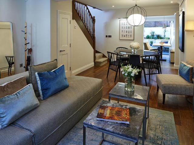 Cheval Place, London SW7 3 bed house to rent £13,000 pcm £3,000 pw