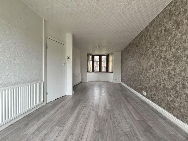 Cheveral Avenue, Radford