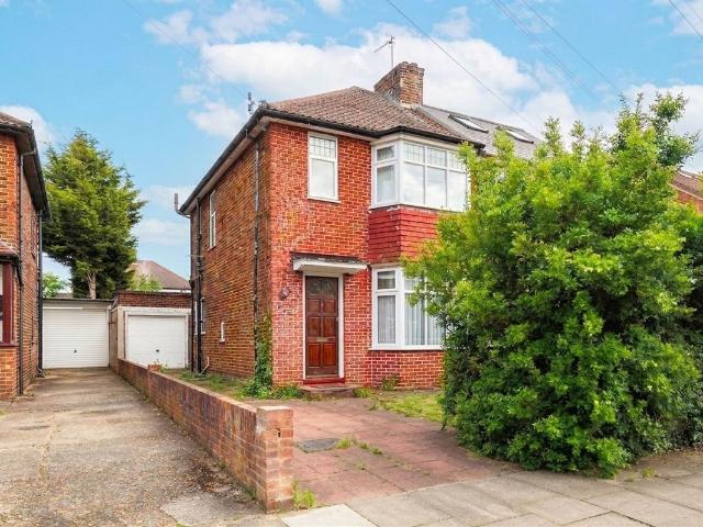 Cheviot Gardens, London NW2, 3 bed semi detached house to rent, £2,700 pcm | PrimeLocation