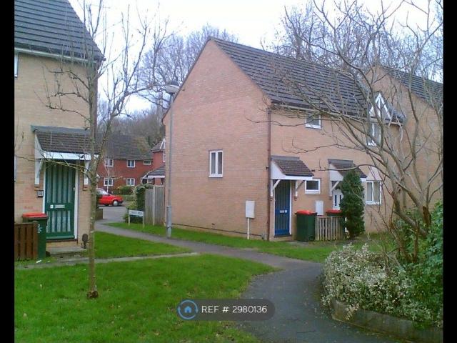 Cheviot Walk, Crawley RH11, 1 bed flat to rent, £1,250 pcm | PrimeLocation