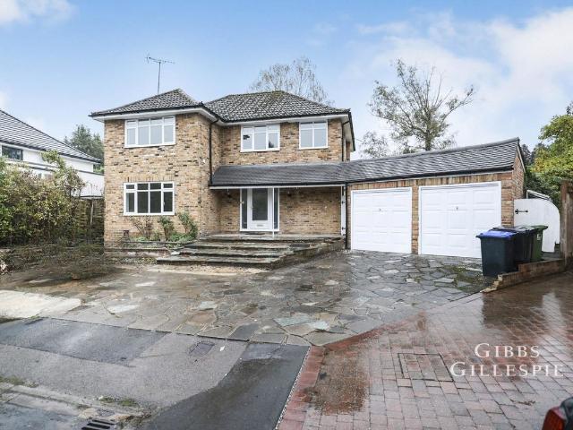 Cheyne Close, Gerrards Cross, Buckinghamshire SL9, 4 bed detached house to rent, £3,200 pcm | PrimeLocation