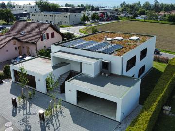 Cheyres, zu verkaufen, wunderschönes Dachgeschoss von 190 m2 mit Blick auf den See!