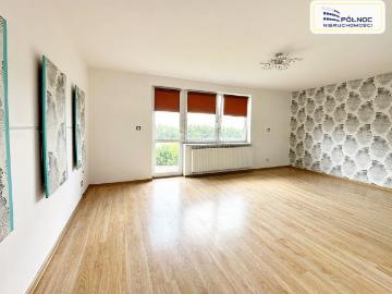 Przestronny dom 390 m² z możliwością adaptacji i oddzielnymi wejściami