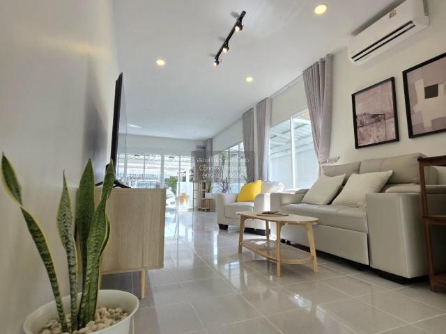 เช่าบ้าน บ้านพร้อมพันธ์ ป่าคลอก รีโนเวทใหม่ ป่าคลอก ถลาง ภูเก็ต CX 165820 ทักไลน์ @connexproperty ตอบทันที ทีมงานมืออาชีพ