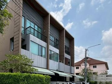 เช่าทาวน์โฮม3ชั้นบ้านกลางเมือง ราชพฤกษ์