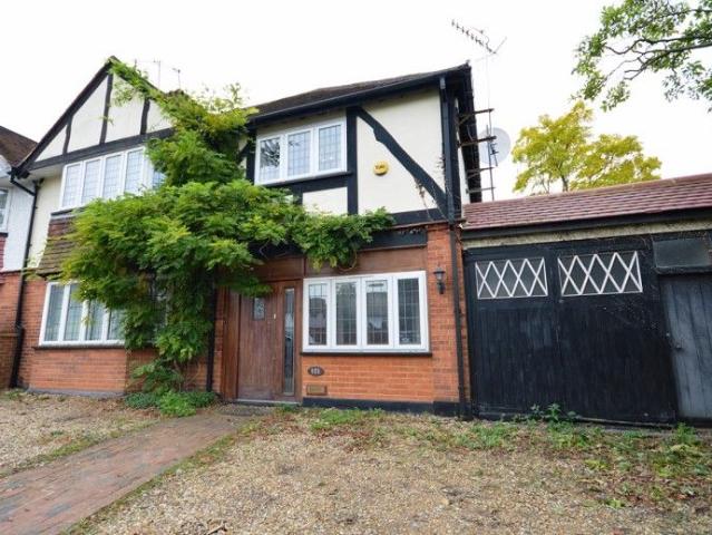 Cheam Road, Cheam, Sutton, Surrey. SM1, 4 bed semi detached house to rent, £3,100 pcm | PrimeLocation