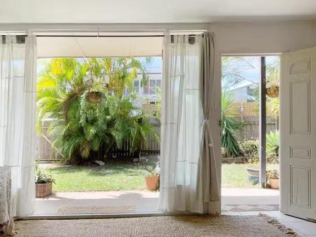 Charming 43 Cupania Street, Mudjimba, QLD 4564