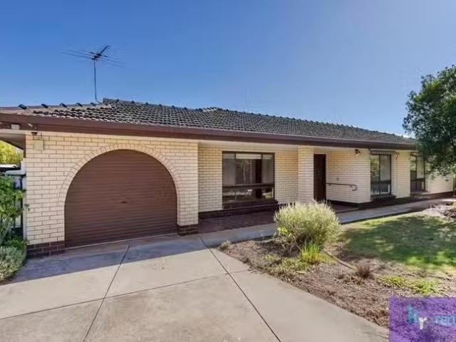 Just in! 43A Catherine Street, Lower Mitcham, SA 5062