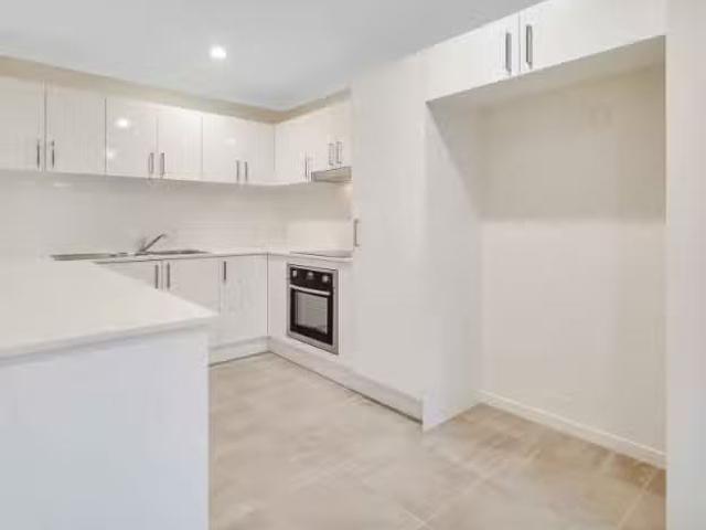 Cozy 43a Pepper Tree Drive, HOLMVIEW, QLD 4207 Duplex for Rent