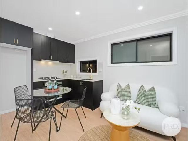 For Rent! 402A Campbelltown Road, BARDIA Apartment for rent L.