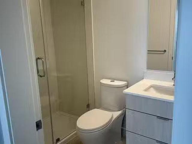 Cheap 409 2431 Rabbit Drive, Delta, BC, V4M 0G4 lease for le.