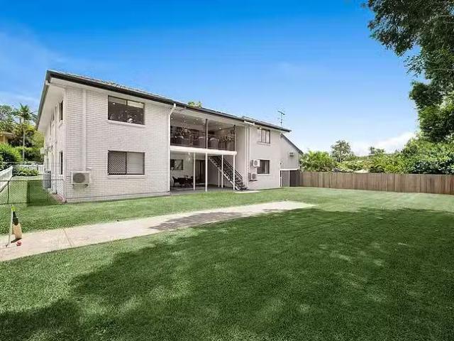 Just in! 40 Craigmont Street, Tarragindi, QLD 4121