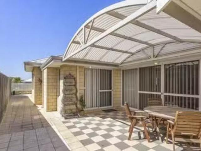 Charming 40 Lookout Drive, Yanchep, WA 6035
