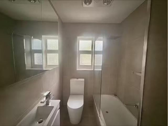 For Rent! 4/11 Lynton Avenue, SOUTH HOBART Apartment for rent.