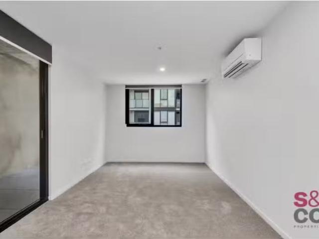 Cheap 413/34 Oakden Street, Greenway Apartment for rent Liste.