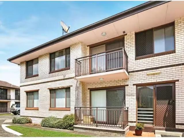 Cozy 4/13 15 Soudan Street, Fairy Meadow Apartment for rent L.