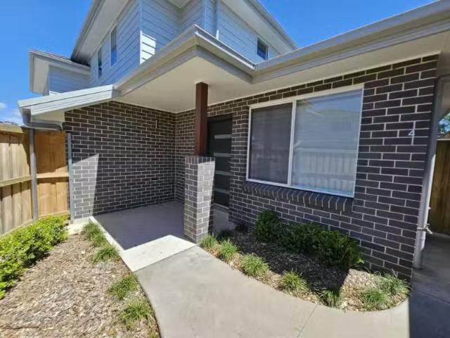 Deal! 4/13 Brewster Street, MITTAGONG Townhouse for rent List.