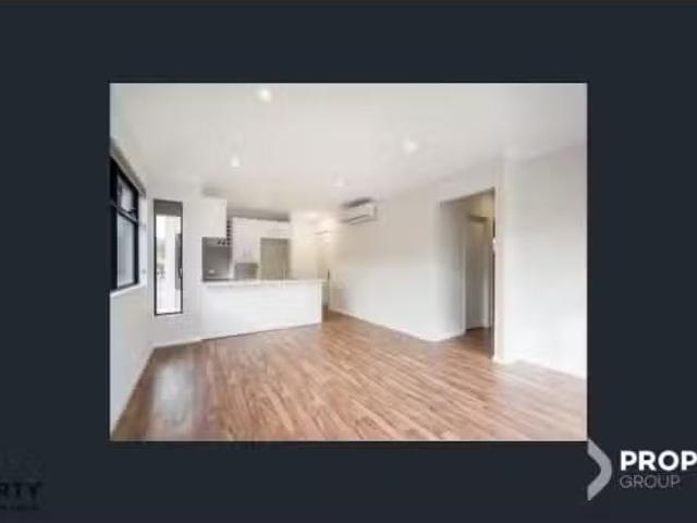 Charming 4/185 Loftus Street, LEEDERVILLE Apartment for rent.