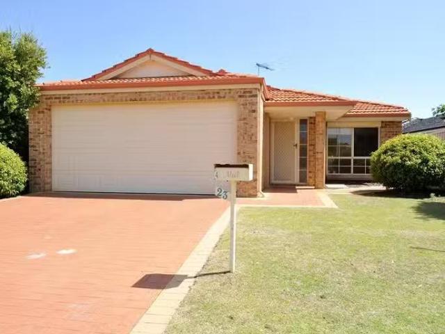 Charming 4/23 Montebourg Meander, Port Kennedy, WA 6172