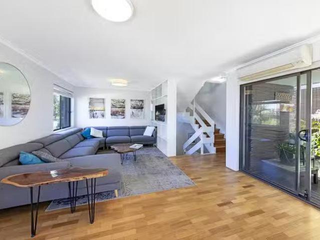 Deal! 4/24 Mount Street, Coogee, NSW 2034