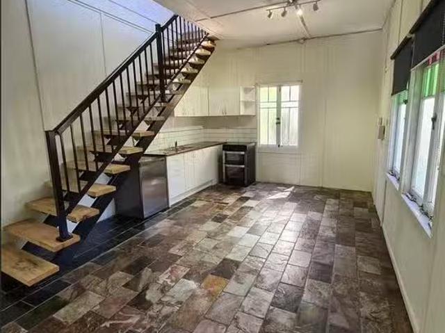 Unique 4/25 Maranoa Street, Parramatta Park, QLD 4870