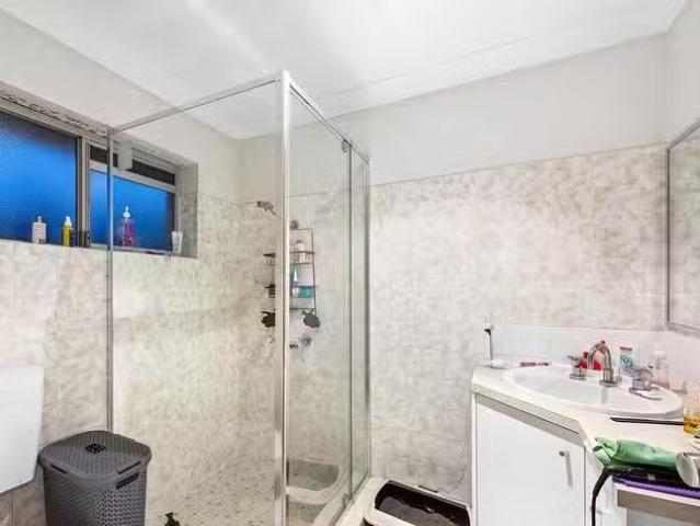 Charming 4/28 Mclay Street, Coorparoo, QLD 4151