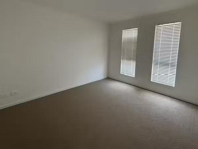 Nice 42 Verdale Crescent, Munno Para Downs, SA 5115