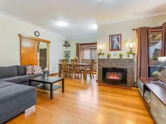 Cheap 42 Banfield Street, Bell Park, VIC 3215