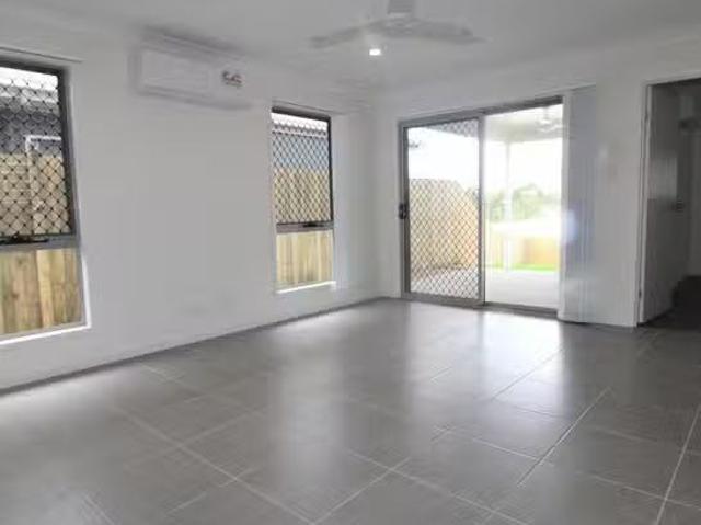 Nice 42 Fitzroy Street, Holmview, QLD 4207