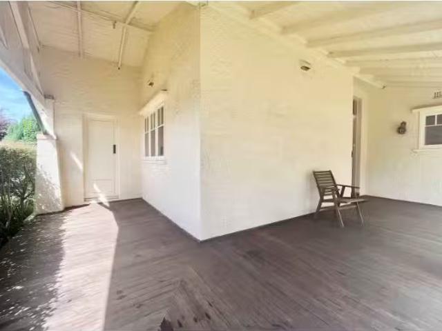Unique 42 Mabel Street, Willoughby House for rent Listed by K.