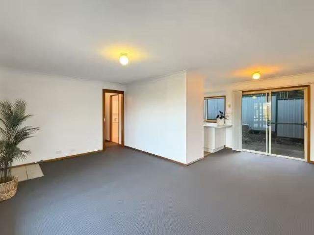 Unique 4/31 Heshbon Street, Gateshead House for rent Listed b.