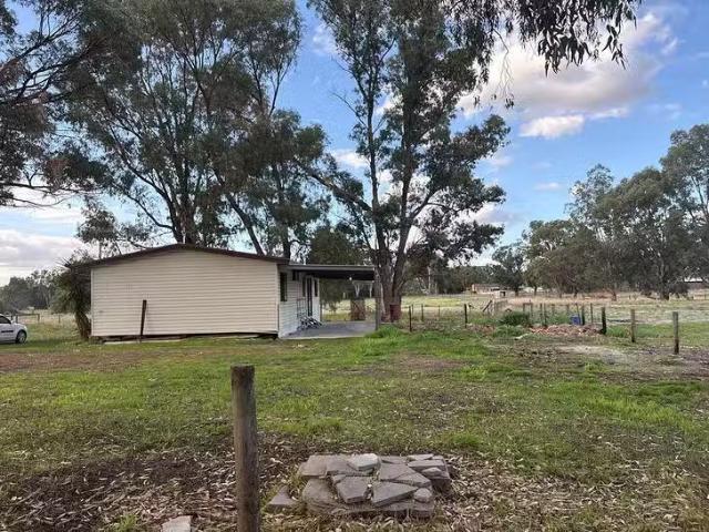 Cheap 47 Boomerang Road, Oldbury, WA 6121