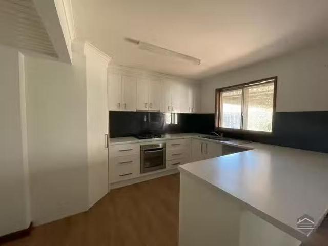 Cheap 47 Captains Way, South Hedland, WA 6722