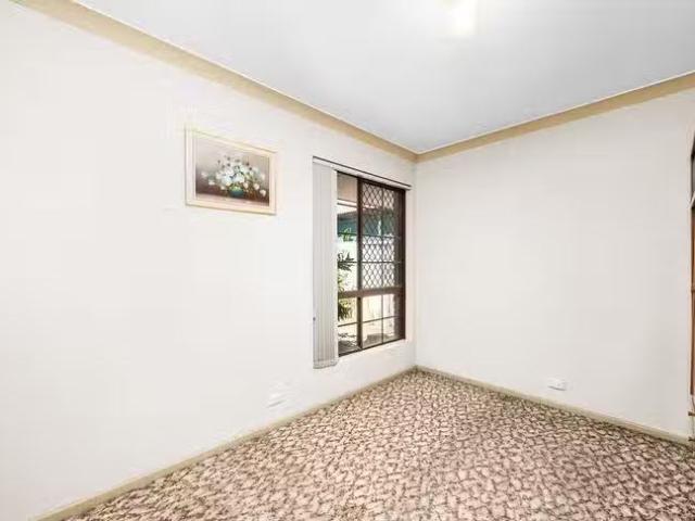 Unique 47 Gladstone Road, Leeming, WA 6149