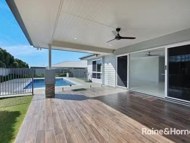 Unique 47 Palmetto Crescent, Rural View, QLD 4740