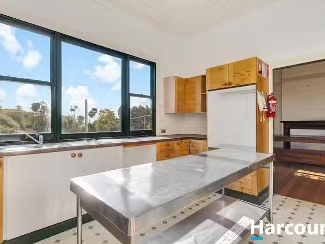 Rental! 4423 West Tamar Highway, Beauty Point, TAS 7270