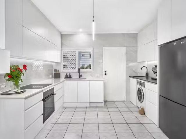Cheap 4/49 Sims Esplanade, Yorkeys Knob, QLD 4878