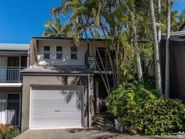 New 4/56 Moreton Street, Norman Park Townhouse for rent Liste.