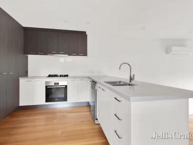For Rent! 4/57 Darebin Street, Heidelberg VIC 3084