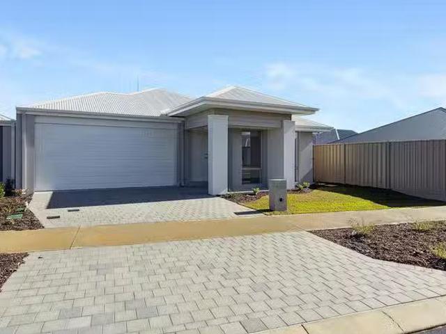 Just in! 45 Ariane View, Yanchep, WA 6035