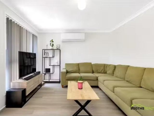 For Rent! 45 Dianne Avenue, LAKE MUNMORAH House for rent List.