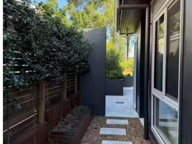 Cozy 45 Paperbark Drive, Pokolbin Townhouse for rent Listed b.