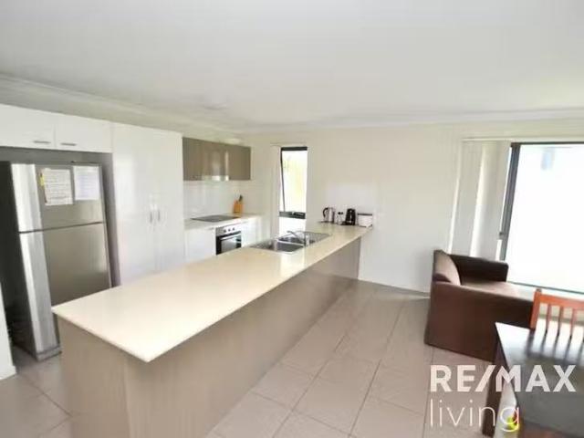 Deal! 45 Settlers Rise, Woolmar, QLD 4515