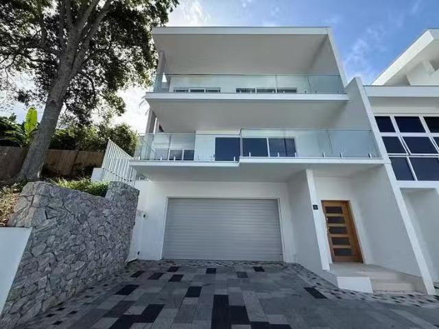 Unique 4/66 Phillips Lane, Tweed Heads, NSW 2485