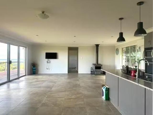 Deal! 46 Panoramic Drive, Preston, QLD 4352