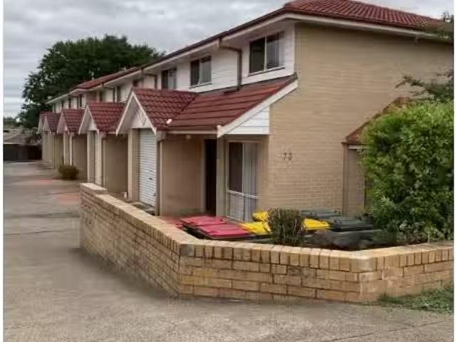 Nice 4/73 Crown Street, TAMWORTH House for rent Listed by Wen.