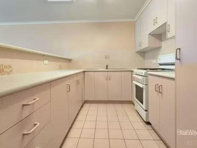 Deal! 4/73 Luck Street, Drayton, QLD 4350