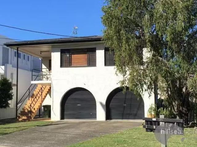 Deal! 4/73 Paradise Parade, Paradise Point, QLD 4216